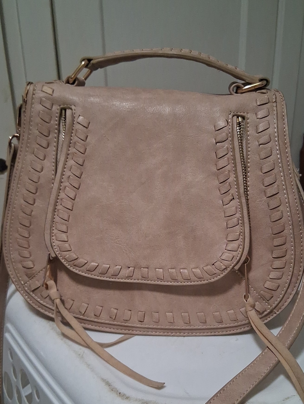 Women's Neutral Taupe Saddle Bag - Stylish Everyday Handbag